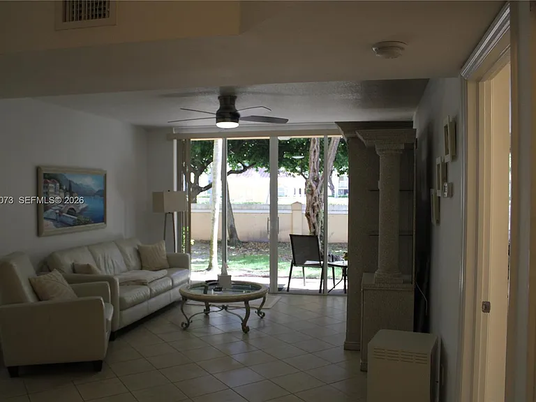 519 E Sheridan St #1082 — Photo 5