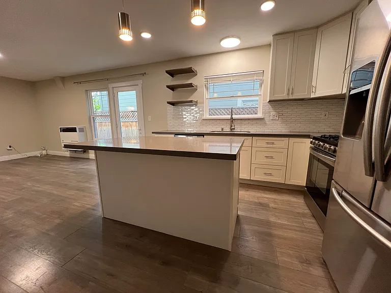 871 Arlington Ave #1 — Photo 5