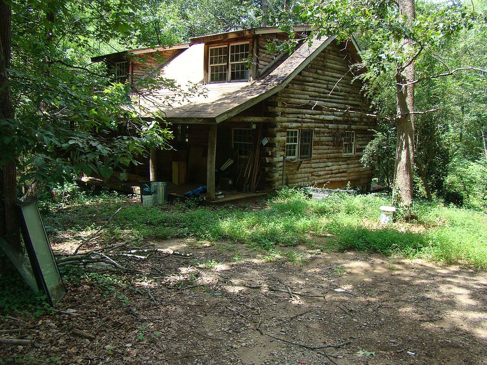 2nd image of 720 Browning Rd
