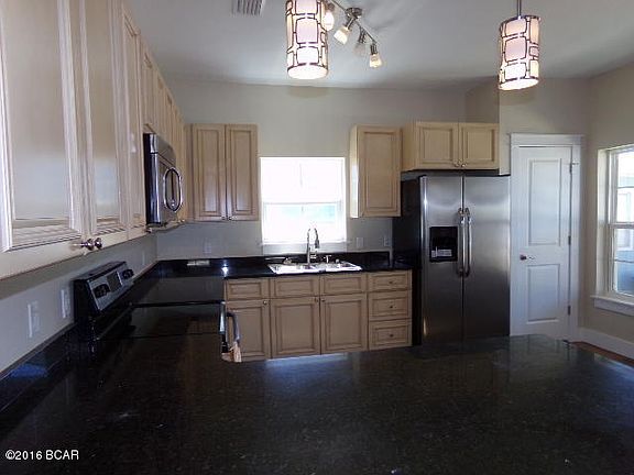 2nd image of 316 Rose Ln