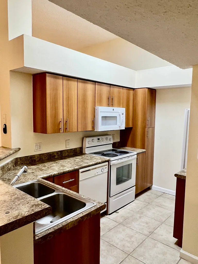 1 bed, 630 sqft, $1,775 — Photo 1