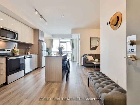 859 The Queensway #612, Toronto, ON M8Z 1N8