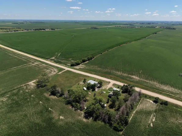 28150 145th Rd, Kearney, NE 68845