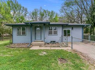 515 E Franklin Ave, Mulvane, KS 67110