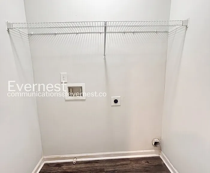 5231 Hanover St — Photo 18