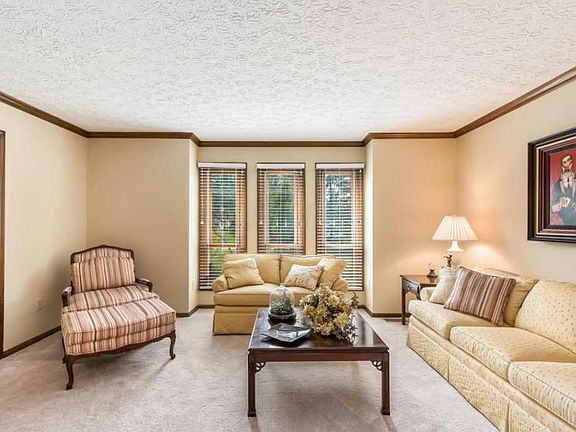 4th image of 5256 Aryshire Dr