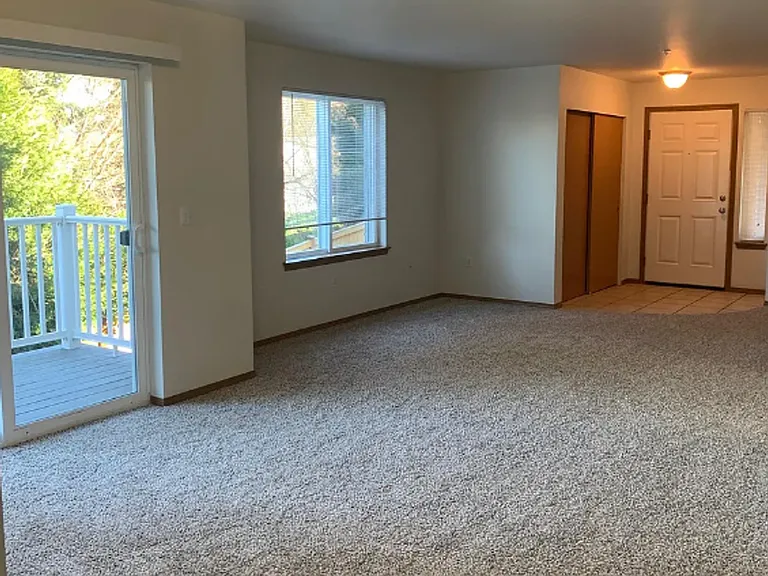 215 23rd Ave SW — Photo 19