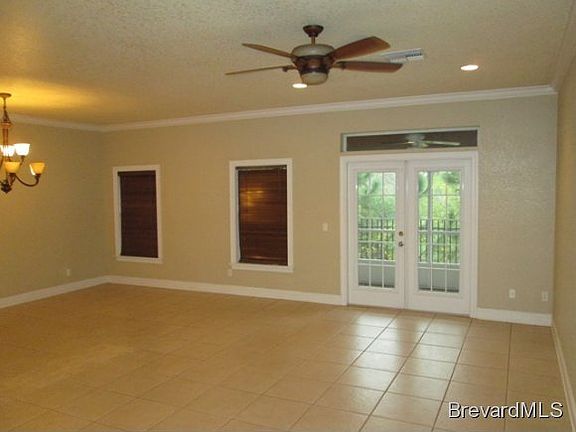 4th image of 1390 Isabella Dr