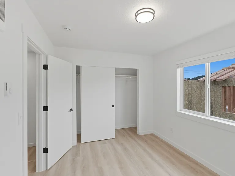 539-06 Chapel Heights — Photo 10