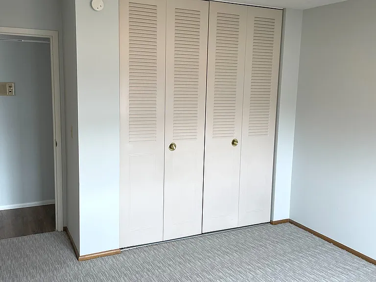 Maple Commons Apartments — Photo 11