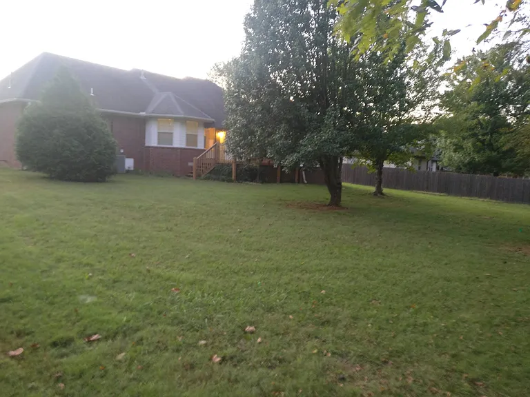 2030 N Hailey Dr — Photo 17