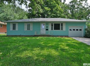 352 N 2nd St, Tecumseh, NE 68450