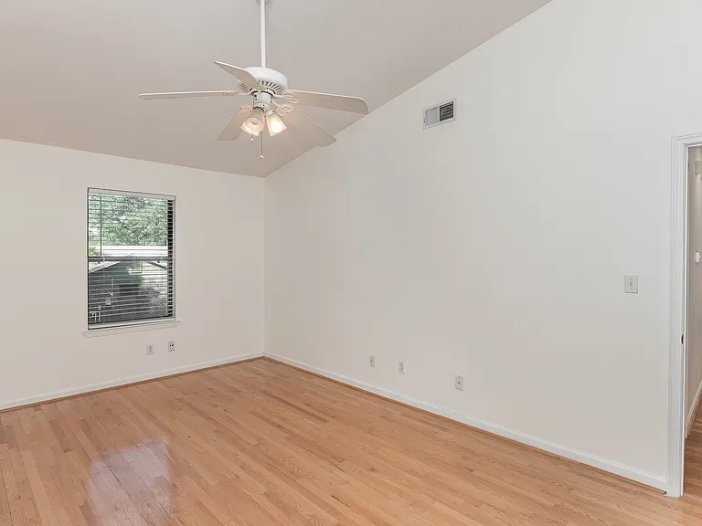2300 W Michigan Ave #16 — Photo 13