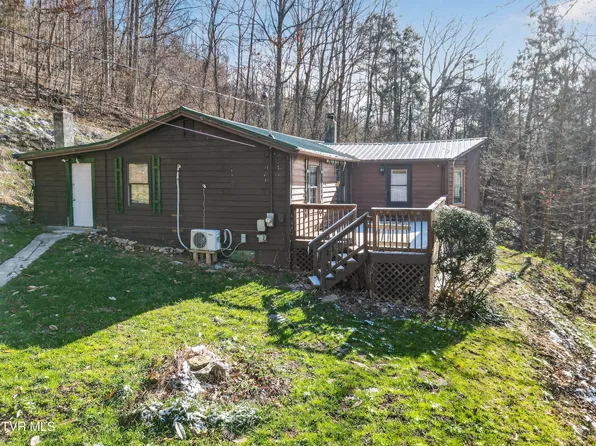 19305 Benhams Rd, Bristol, VA 24202