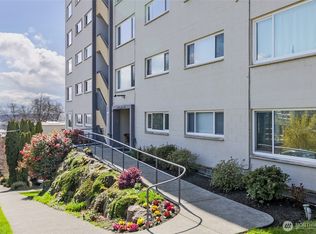 919 2nd Ave W APT 305, Seattle, WA