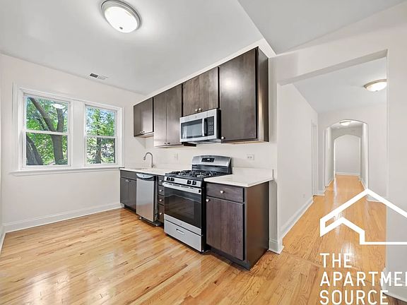 5th image of 3424 W Parker Ave APT 2