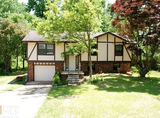 4610 Strickland Rd, Flowery Branch, GA 30542