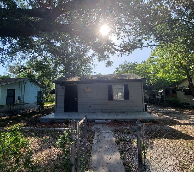1st image of 3805 N Whittier St