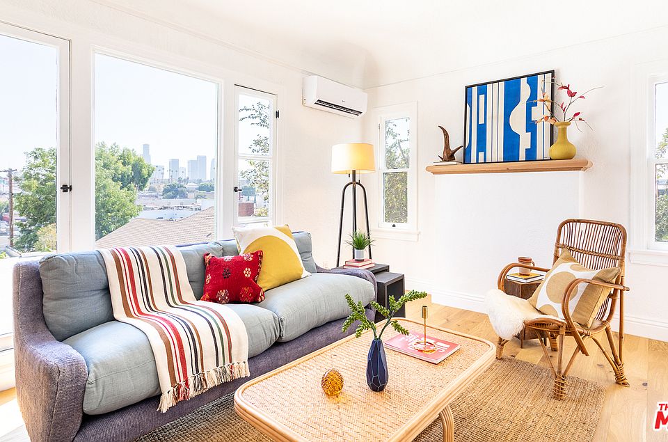 1st image of 117 Rosemont Ave #3/4