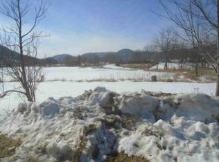 S717 Sveum Ridge Rd, Coon Valley, WI 54623