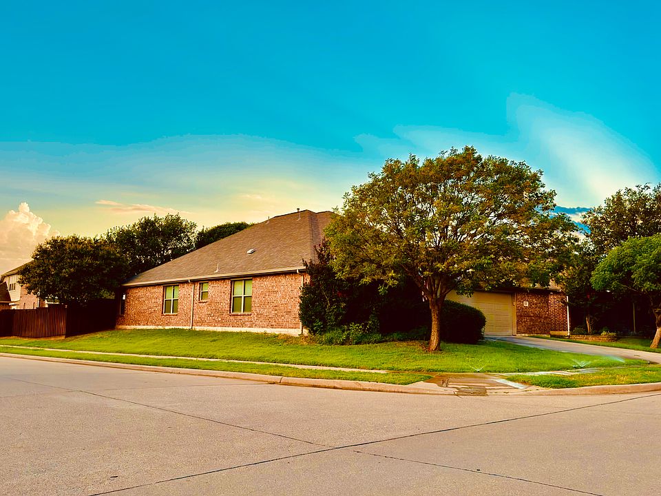 Corner lot property