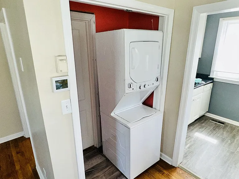1700 Roslyn Dr #27D — Photo 6