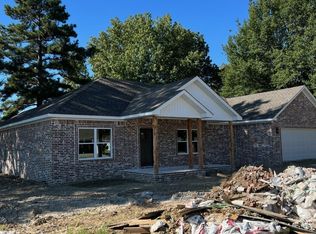 1301 Lester Ln, Trumann, AR 72472