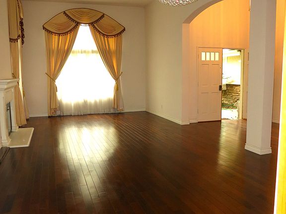 Elegant dining chandelier