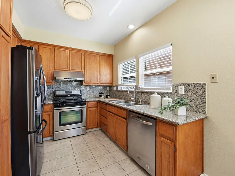 3488 Hart Cmn — Photo 8