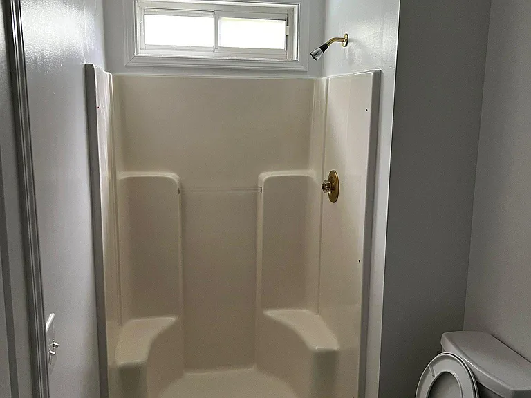 109 Cypress Dr — Photo 9
