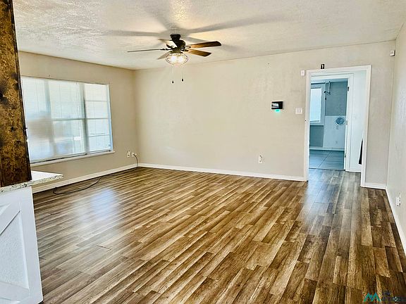 4th image of 1505 Pecos Ave