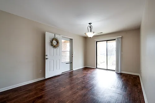 514 N Petway St #305 Photo 1 514 N Petway St #305 Photo 1