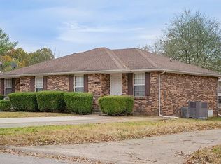 634-634B R S Bradley Blvd #B, Clarksville, TN 37042