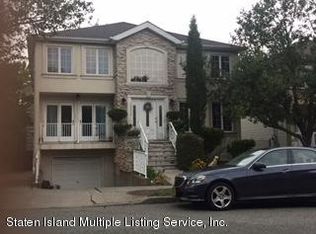 129 Jeanette Ave, Staten Island, NY 10312
