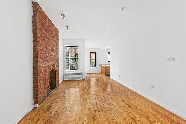1st image of 460 W 126th St #4D