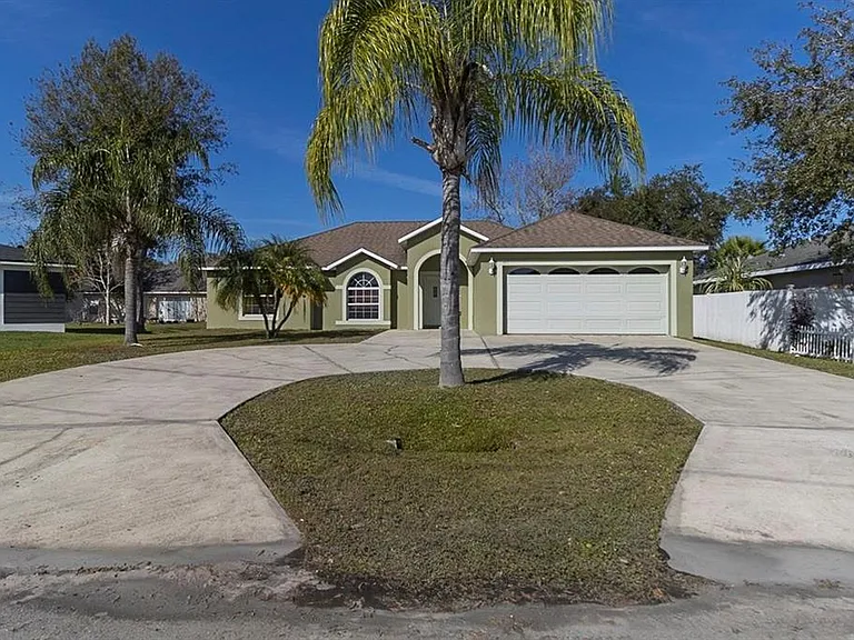411 Mallard Way — Photo 1