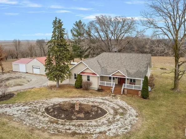 348 Us Highway 51, Pana, IL 62557