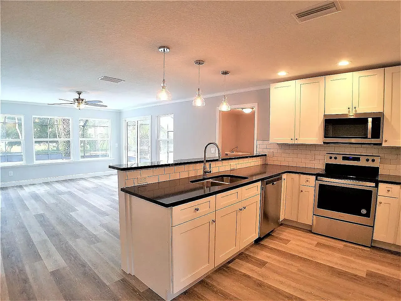 4084 Pine Run Cir — Photo 4