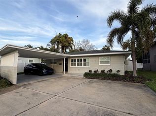 3435 Overlook Dr NE, Saint Petersburg, FL 33703