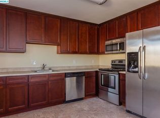 8722 Dowling St APT A, Oakland, CA 94605