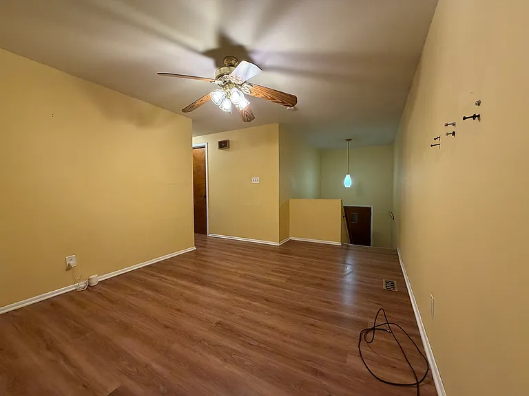 3024 Raskob St — Photo 6