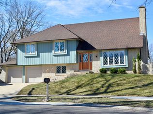 2339 Haling Ct NW, Rochester, MN 55901