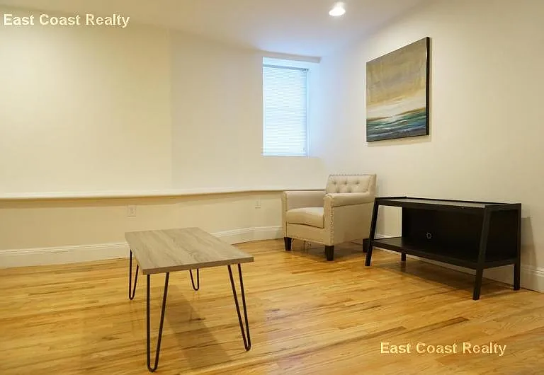 10 Brainerd Rd #14 — Photo 8