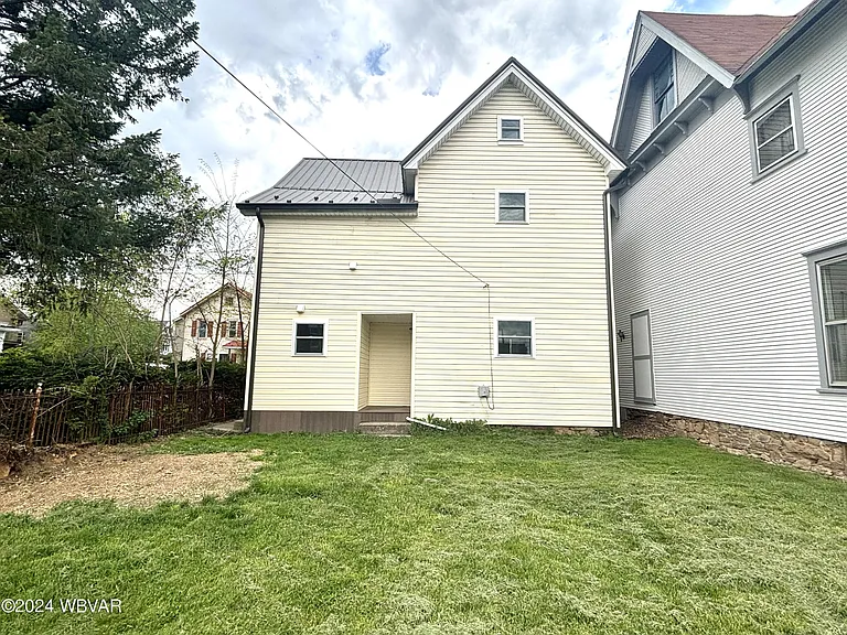 131 S Broad St — Photo 16