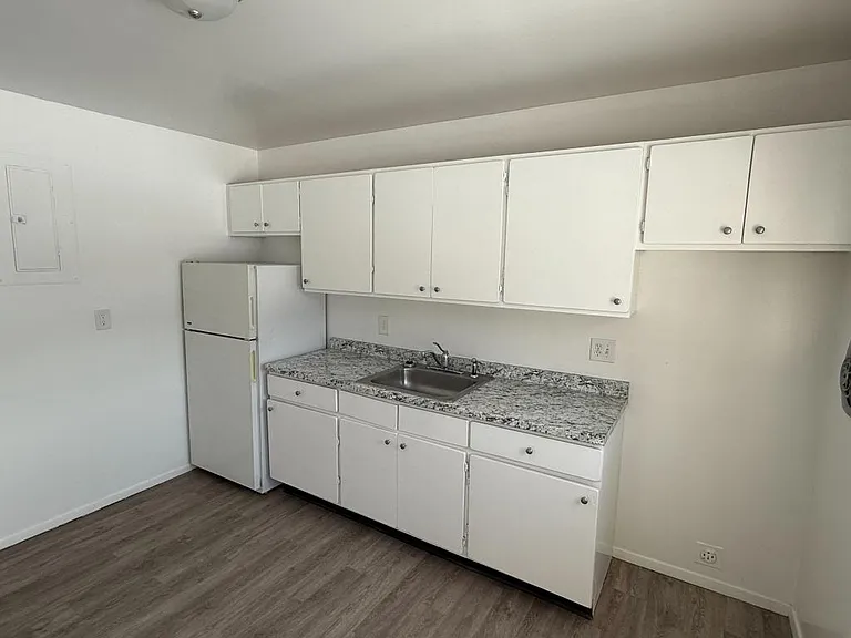 35 Rome Ave — Photo 3