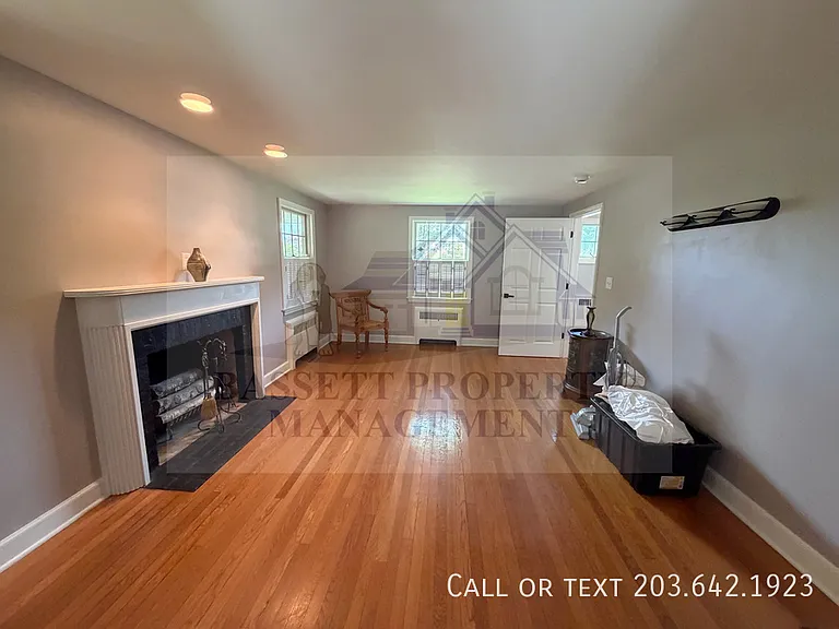 25 Glenbrook Dr — Photo 9