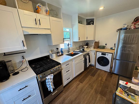 2nd image of 604 Park Ave Unit A