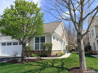 12 Briar Ridge Dr UNIT 12, Bethel, CT 06801