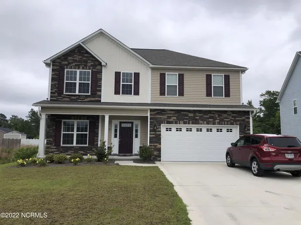 209 Legacy Ln, Newport, NC 28570