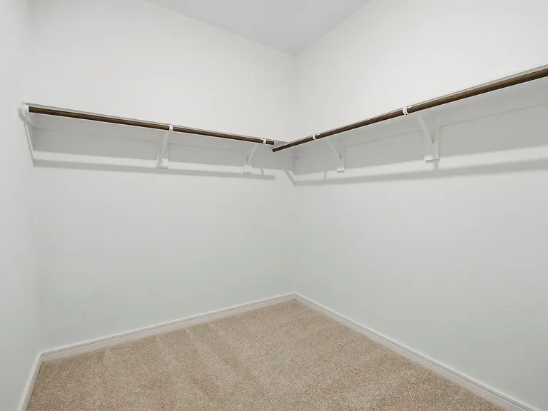 8427 Bay Ridge Cir — Photo 15